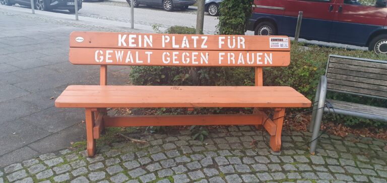 Reinbeker Kommunalpolitikerinnen setzen gemeinsam ein Zeichen gegen Gewalt